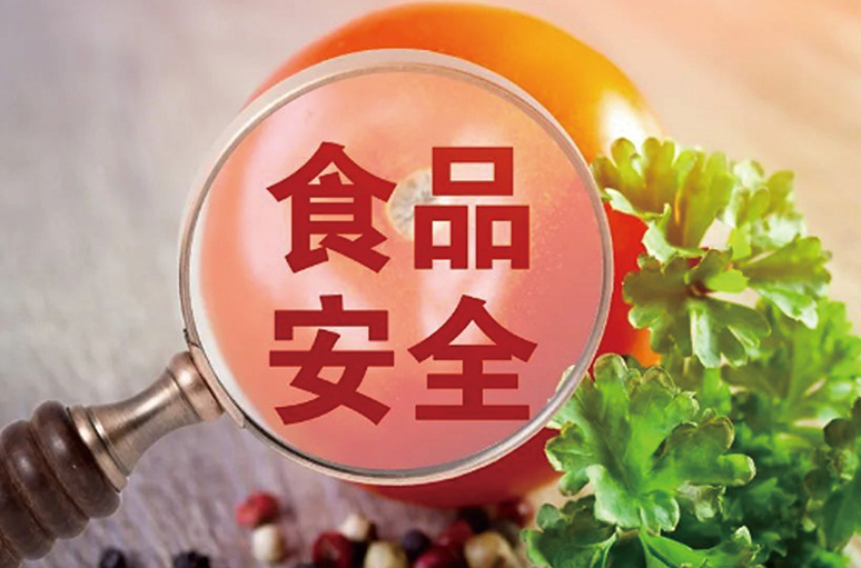 剛曝“鼠頭鴨脖”后，又現(xiàn)絕味鴨脖中的“手套”